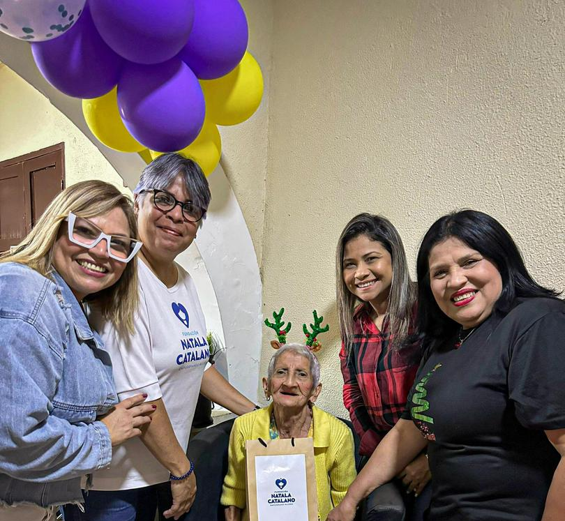 Casa de Abrigo “Hermanos Pulgar” recibió un agasajo por el Día Internacional de las Adultas y Adultos Mayores
