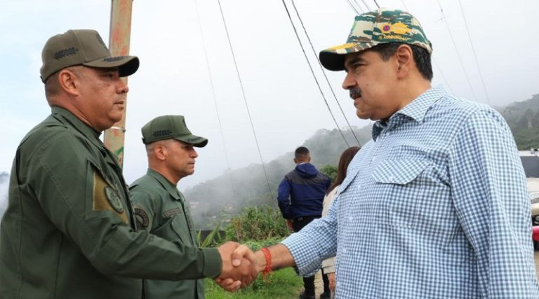 Presidente Maduro: Ejercicios militares garantizan navidades felices y en paz