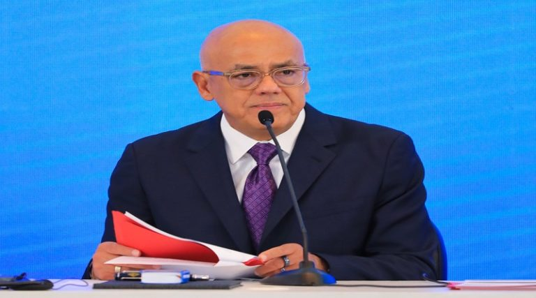 Juristas internacionales presentan conclusiones para rechazar agresión imperial contra Venezuela