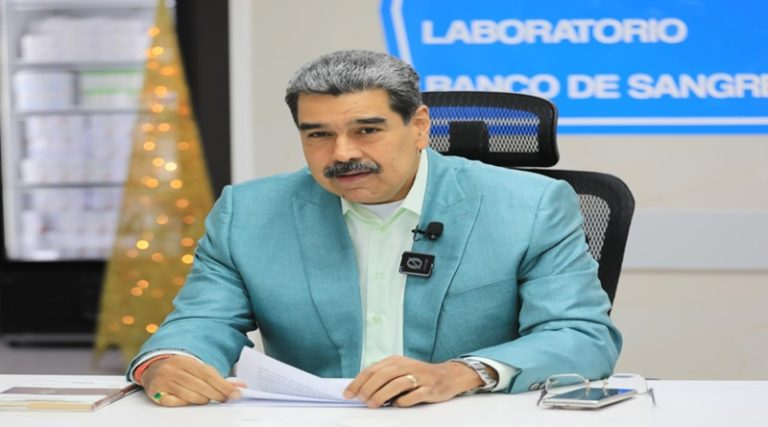 Maduro: Venezuela derrota la guerra psicológica con trabajo, obras y acciones