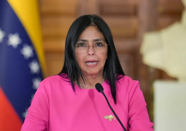 Vicepresidenta Rodríguez: Se les cayó la careta, la verdad verdadera es el petróleo que lo quieren sin pagar un centavo
