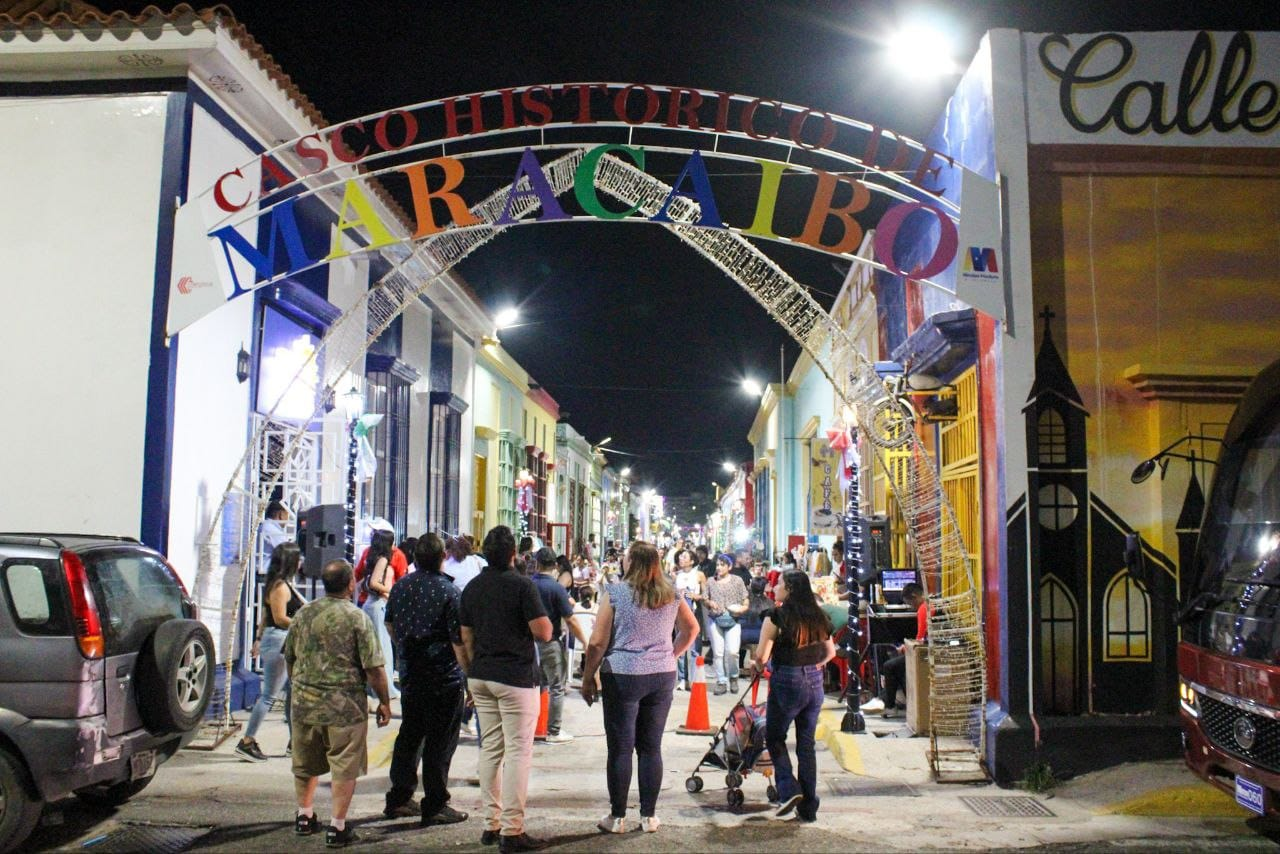 La Calle Carabobo celebra la Navidad con “Vive la Retreta”
