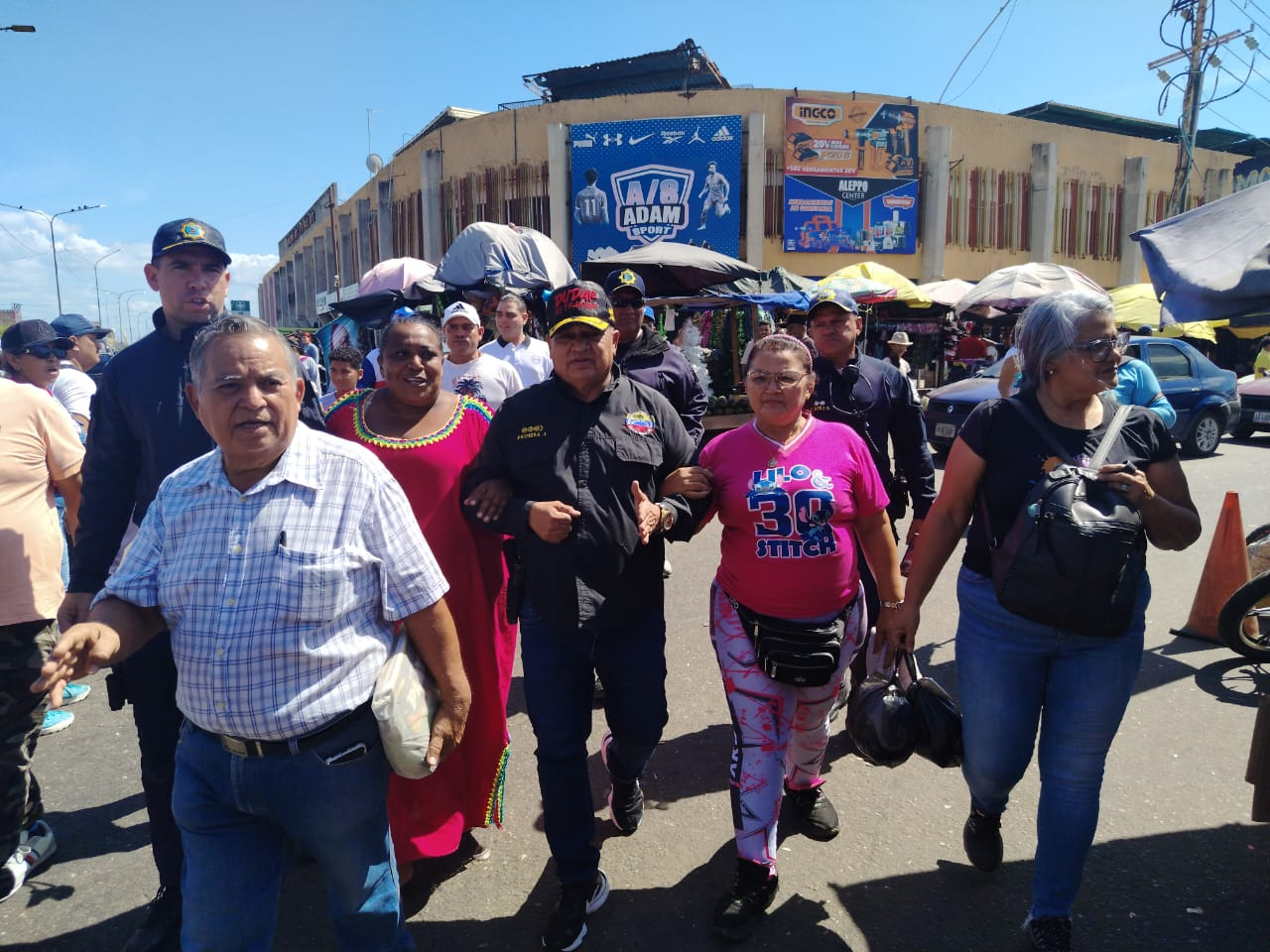 Alcaldía de Maracaibo desplegó abordaje en Las Pulgas y casco central para verificar supuestos cobros a comerciantes informales