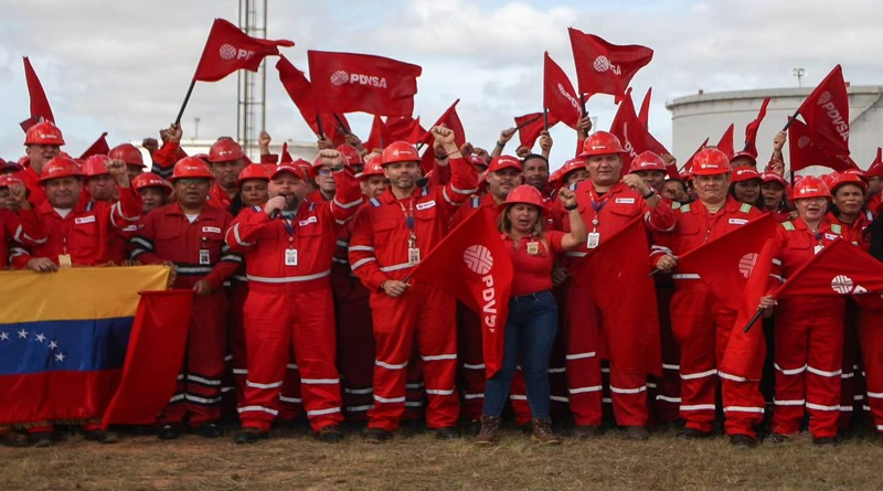 Producción petrolera alcanza meta de un millón 200 mil barriles en 2025