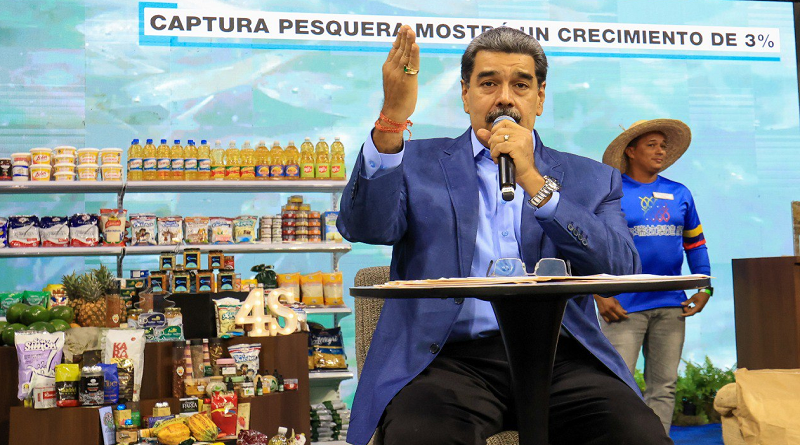 Maduro exhorta a Trump a que atienda su país y respete la independencia en el Caribe