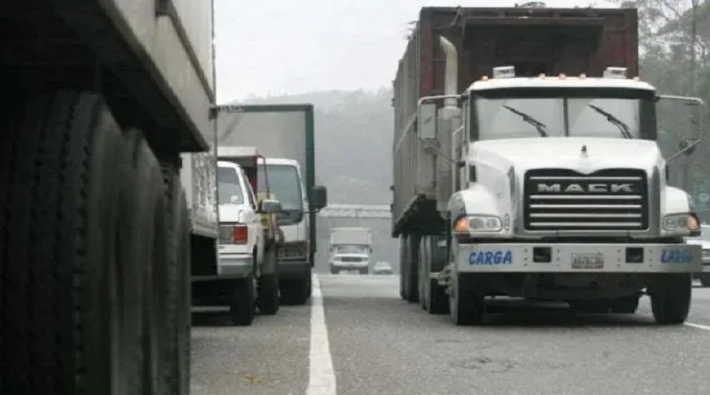Circulación del transporte de carga pesada será restringida 31-Dic y 1-Ene