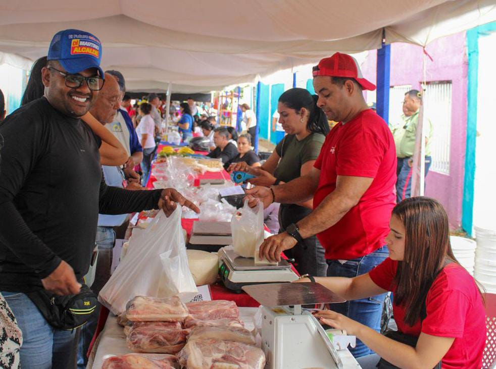 Alcaldía de Maracaibo incluyó alimentos ahumados en Mercados de emprendedores