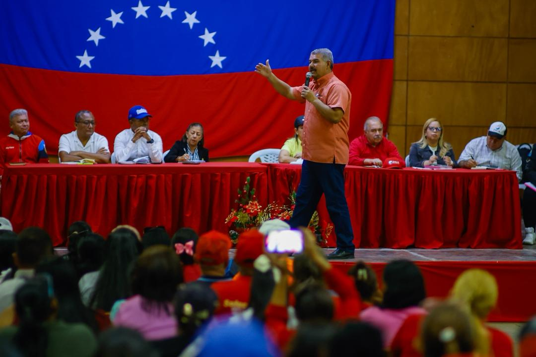 El gobernador Luis Caldera activa gabinete territorial en Lagunillas para priorizar obras sociales