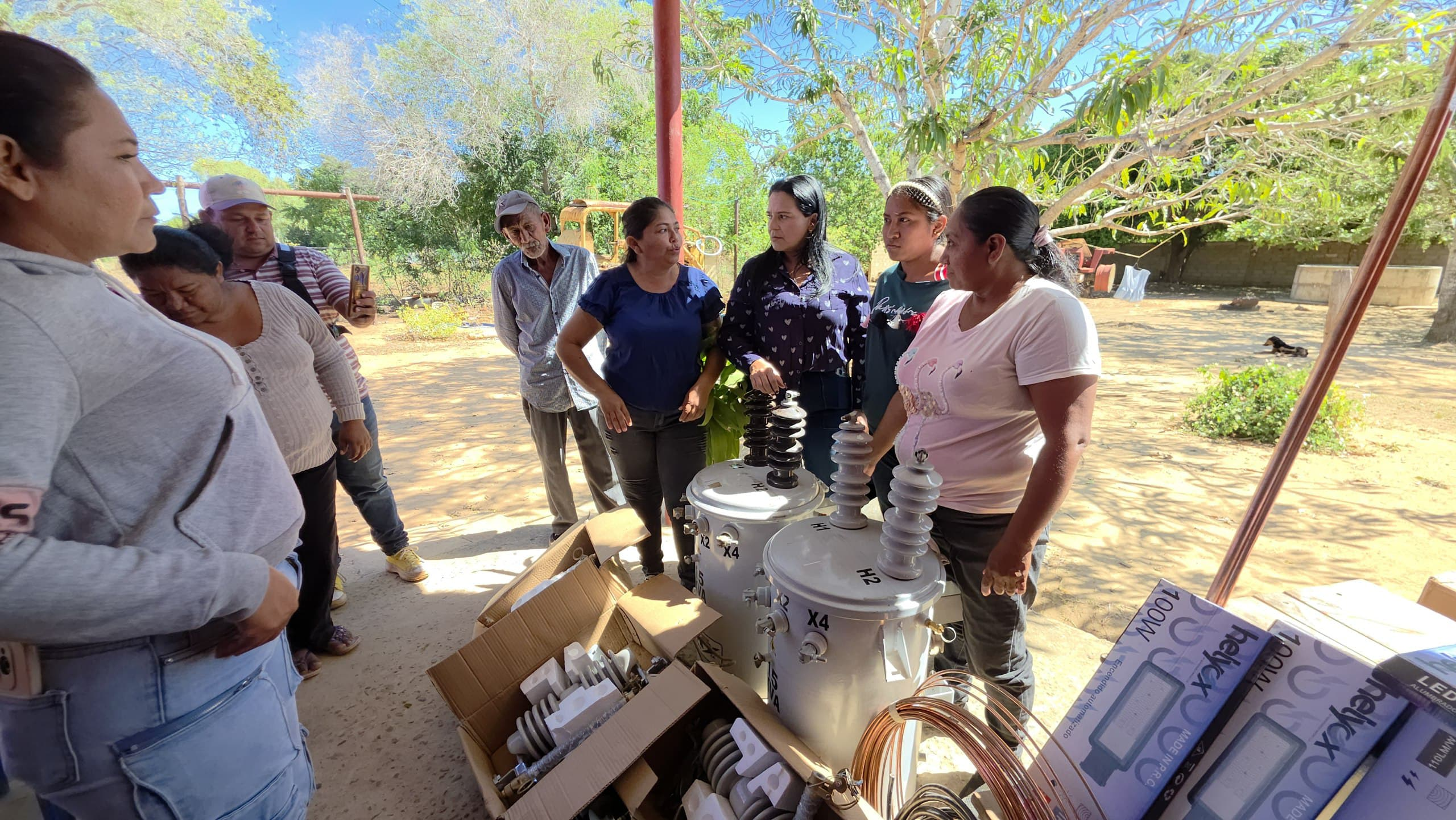 En Mara sigue en marcha el fortalecimiento eléctrico y benefician a 160 familias y 200 estudiantes de La Sierrita