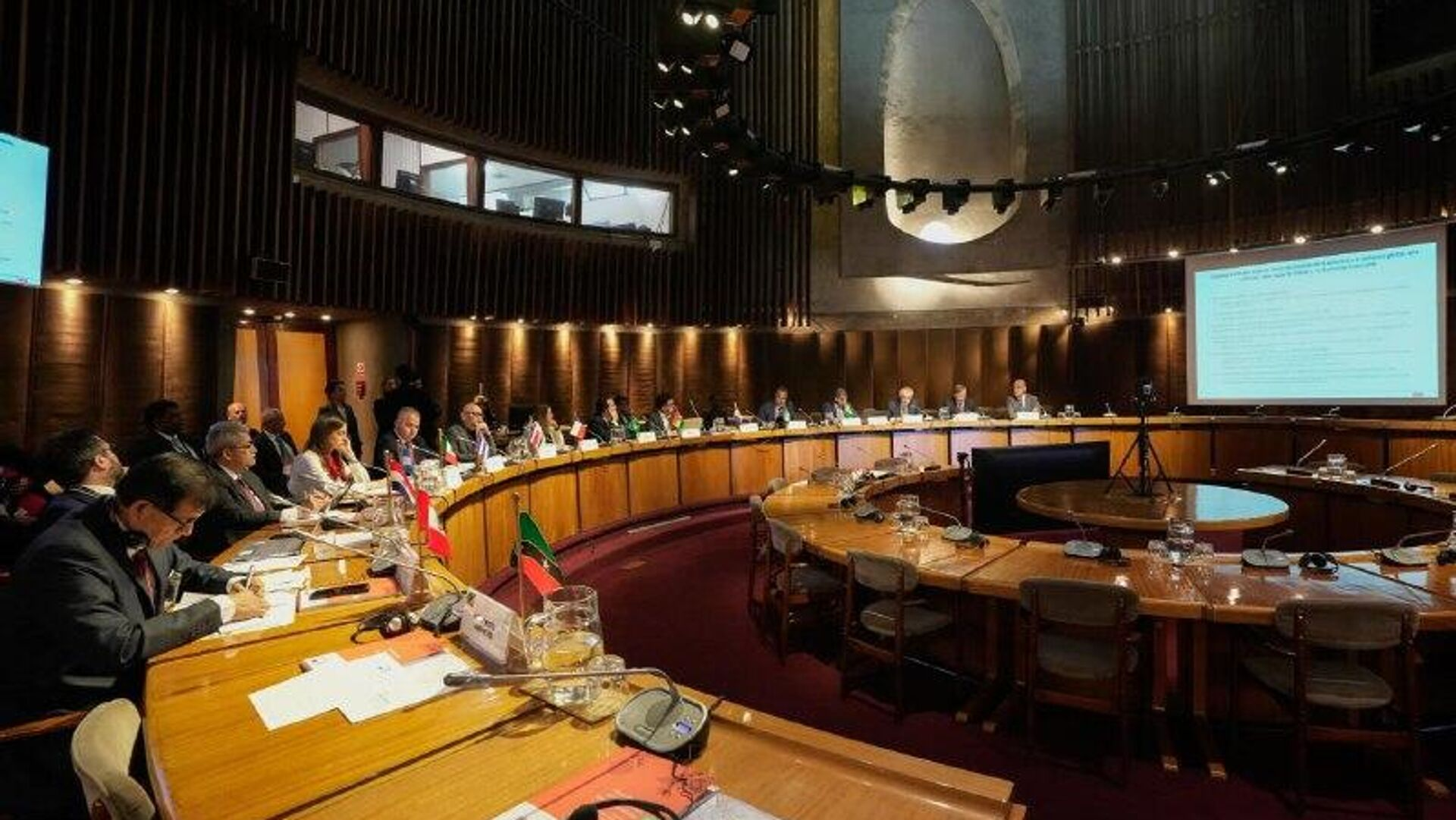 Brasil convoca reunión de la CELAC ante ataque de EEUU a Venezuela