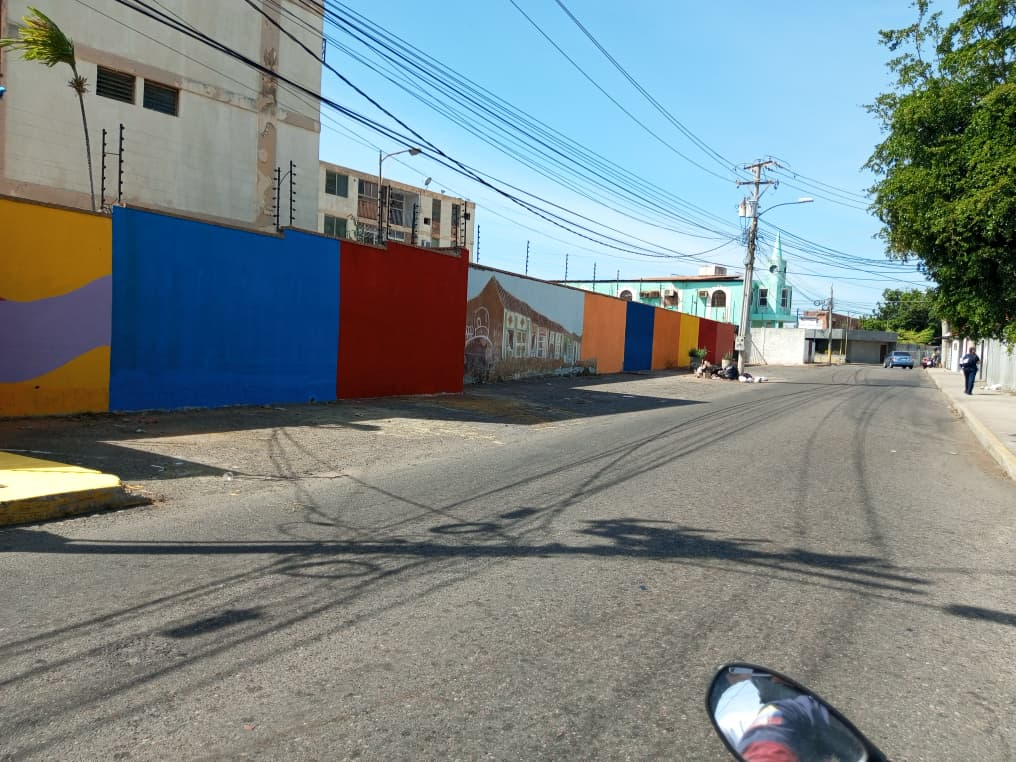 ¡De vertedero a mural! Maracaibo transforma espacios de Residencias El Portón