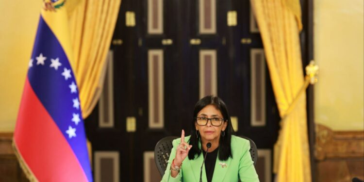Delcy Rodríguez anuncia reforma del sistema eléctrico nacional