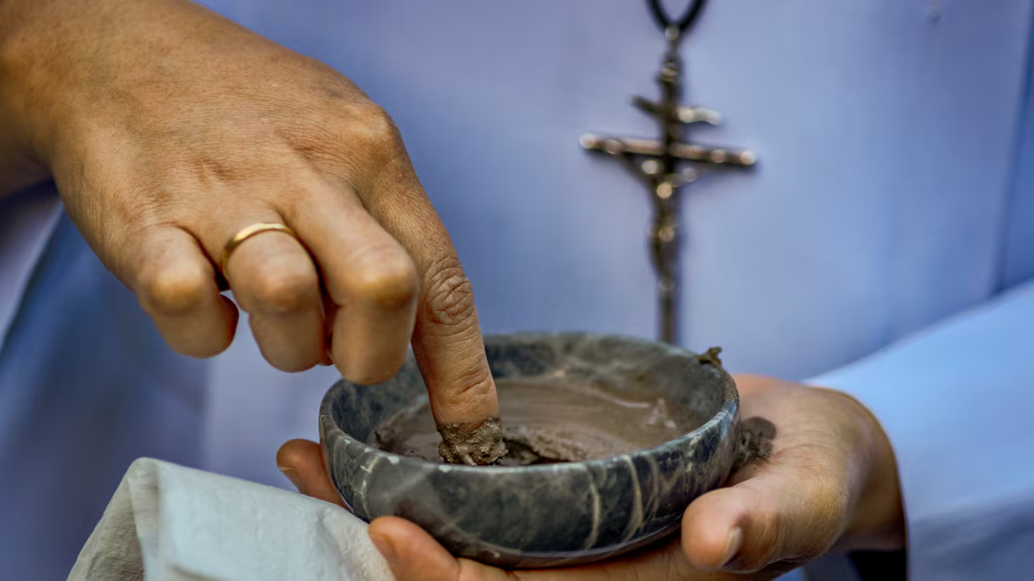 Miércoles de Ceniza: Significado e Importancia en la Religión y la Vida