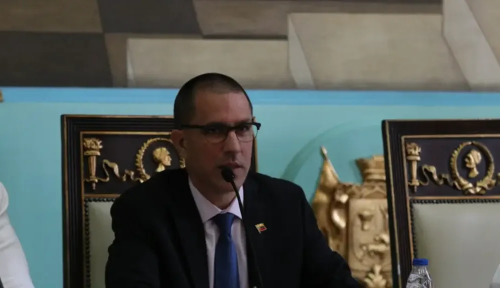 Arreaza: Ley de Amnistía suma más de dos mil libertades plenas y 177 excarcelaciones
