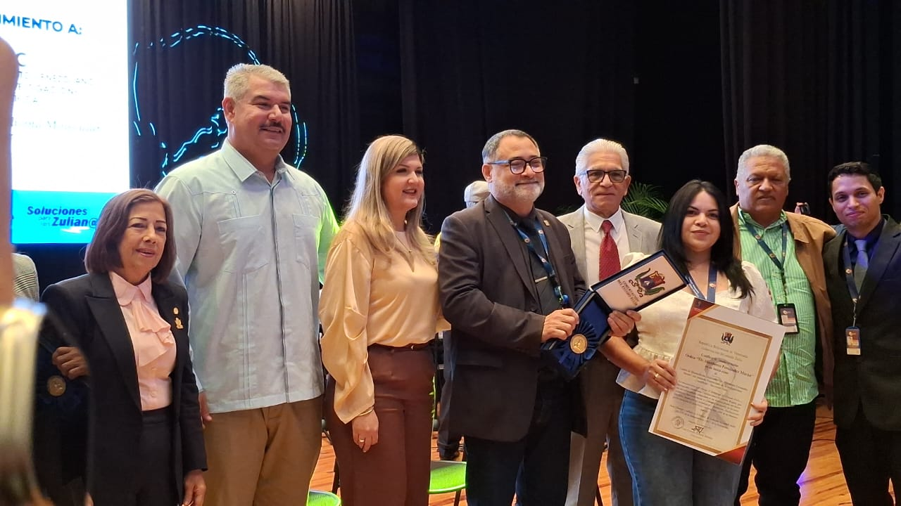 Gobernación otorga Orden Dr. Humberto Fernández-Morán para impulsar el desarrollo científico y tecnológico del Zulia