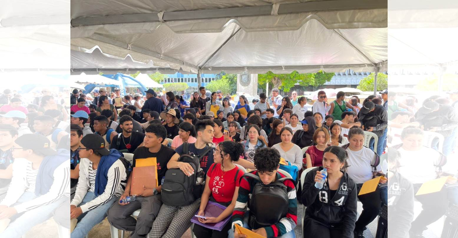 ¡Los Chamos quieren estudiar! Éxito en la jornada de censos para las becas de Fundalossada