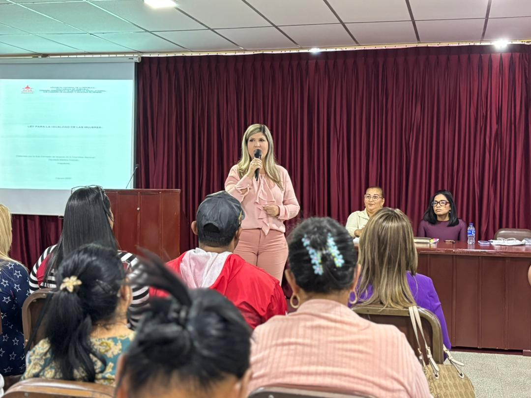 Primera dama del Zulia participa en consulta pública de la Ley Orgánica para la Igualdad de las Mujeres