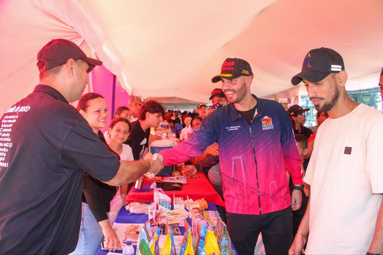 ¡Jornada barrio adentro! Comuna “El Despertar del Rey” recibió la jornada integral de la Alcaldía de Maracaibo