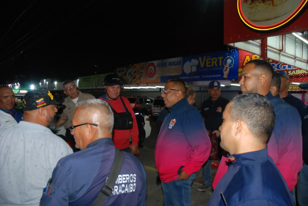 Alcaldía realiza operativo de fiscalización en comercios de avenida Cecilio Acosta
