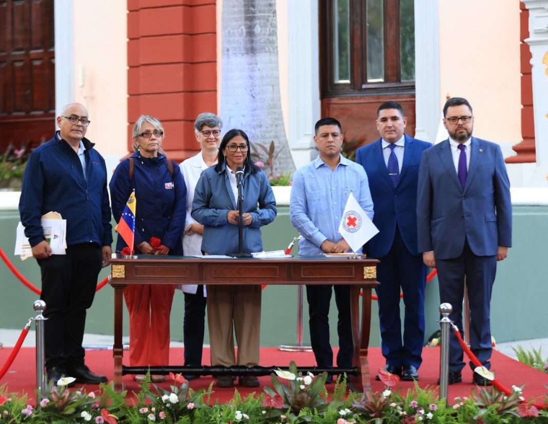 Presidenta Rodríguez promulga Ley Orgánica de la Cruz Roja Venezolana