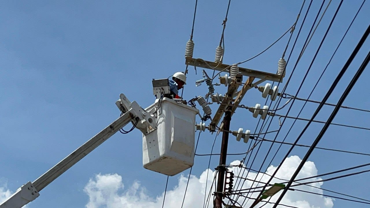Labores técnicas en redes eléctricas benefician a más de 264 mil zulianos