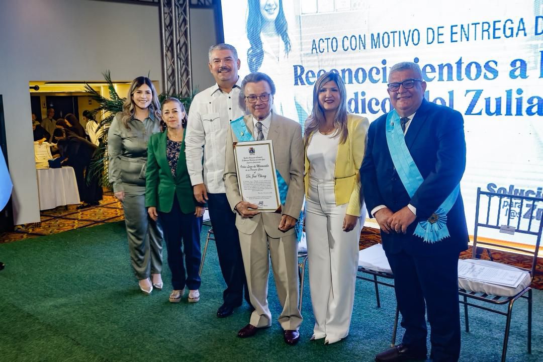 Orden Humberto Fernández Morán y Lago de Maracaibo entrega el gobernador a médicos zulianos