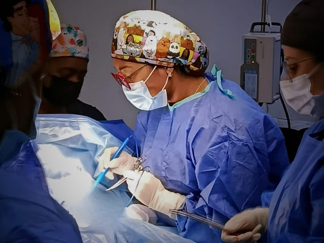 Plan Quirúrgico Nacional en el Zulia devuelve la normalidad a niña con compleja malformación intestinal