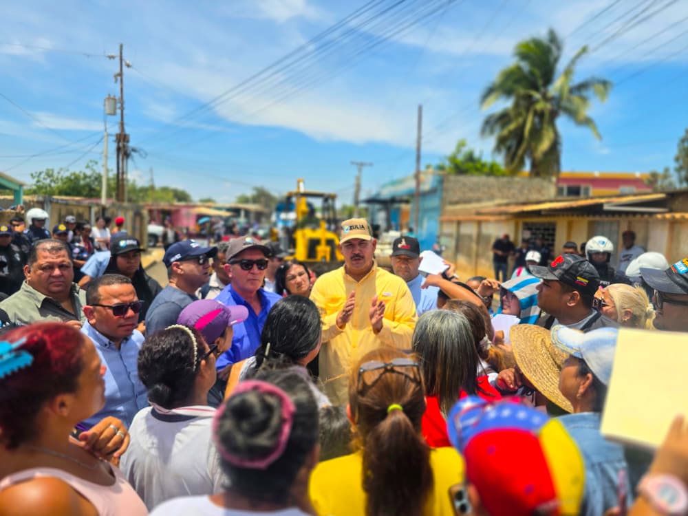 Plan Estadal de Asfaltado llega a todos los rincones del Zulia: Inicia asfaltado en comuna añú de Santa Rosa de Agua