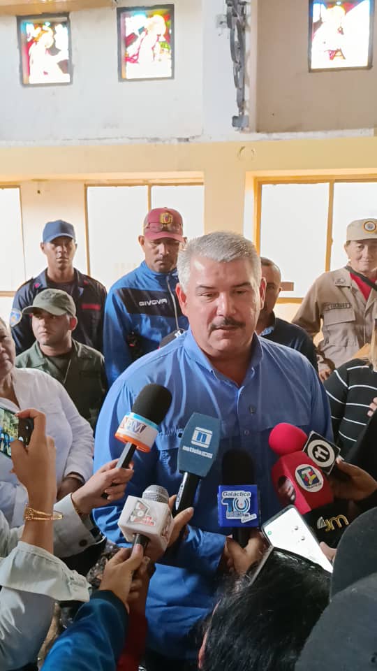 Gobernador Caldera establece convenio con iglesia San Isidro Labrador del municipio Baralt para rehabilitación del templo