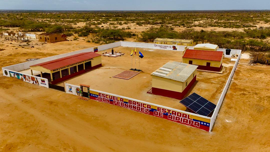 Soberanía y educación: Gobernador Caldera Inaugura Escuela Básica Juan Fernández en el hito 1 de la Guajira