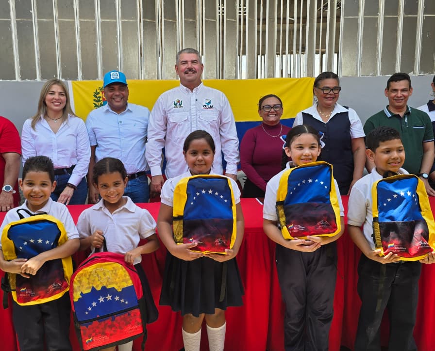 Gobernación del Zulia y Alcaldía de Cabimas entregan equipamiento integral en la escuela Doritila de Duarte