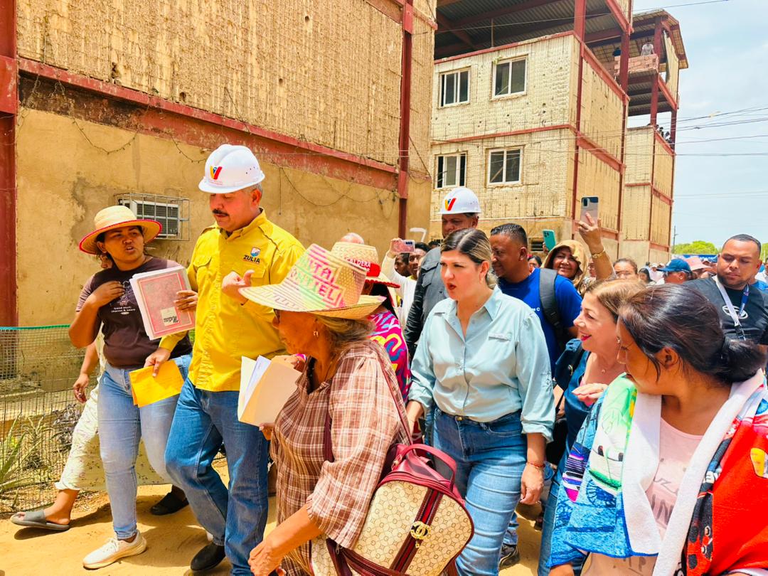 Gobernador Caldera supervisa reactivación de trabajos del complejo habitacional Gramoven para 200 familias de Maracaibo