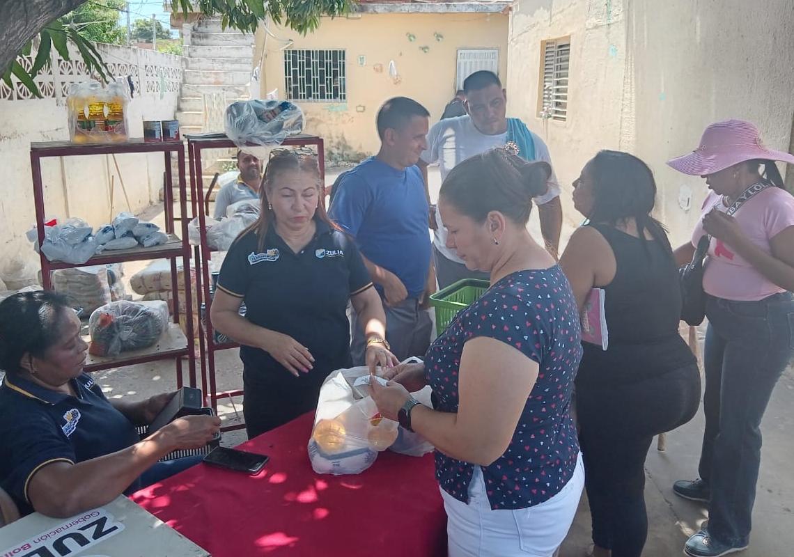 Más de 1.000 familias favorecidas con despliegue de Bodegas Móviles en Francisco Eugenio Bustamante y Luis Hurtado Higuera