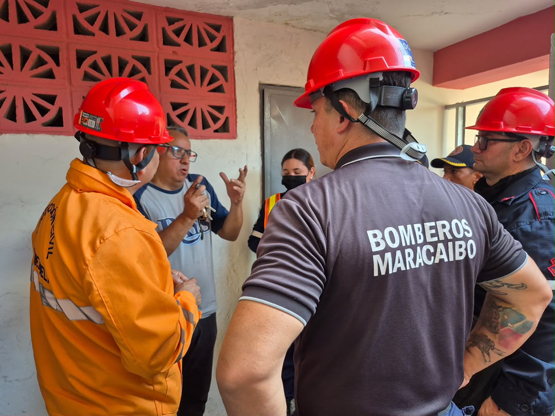Brigadas de Riesgo del Zulia se despliega en las Torres del Saladillo y en Residencias San Martin