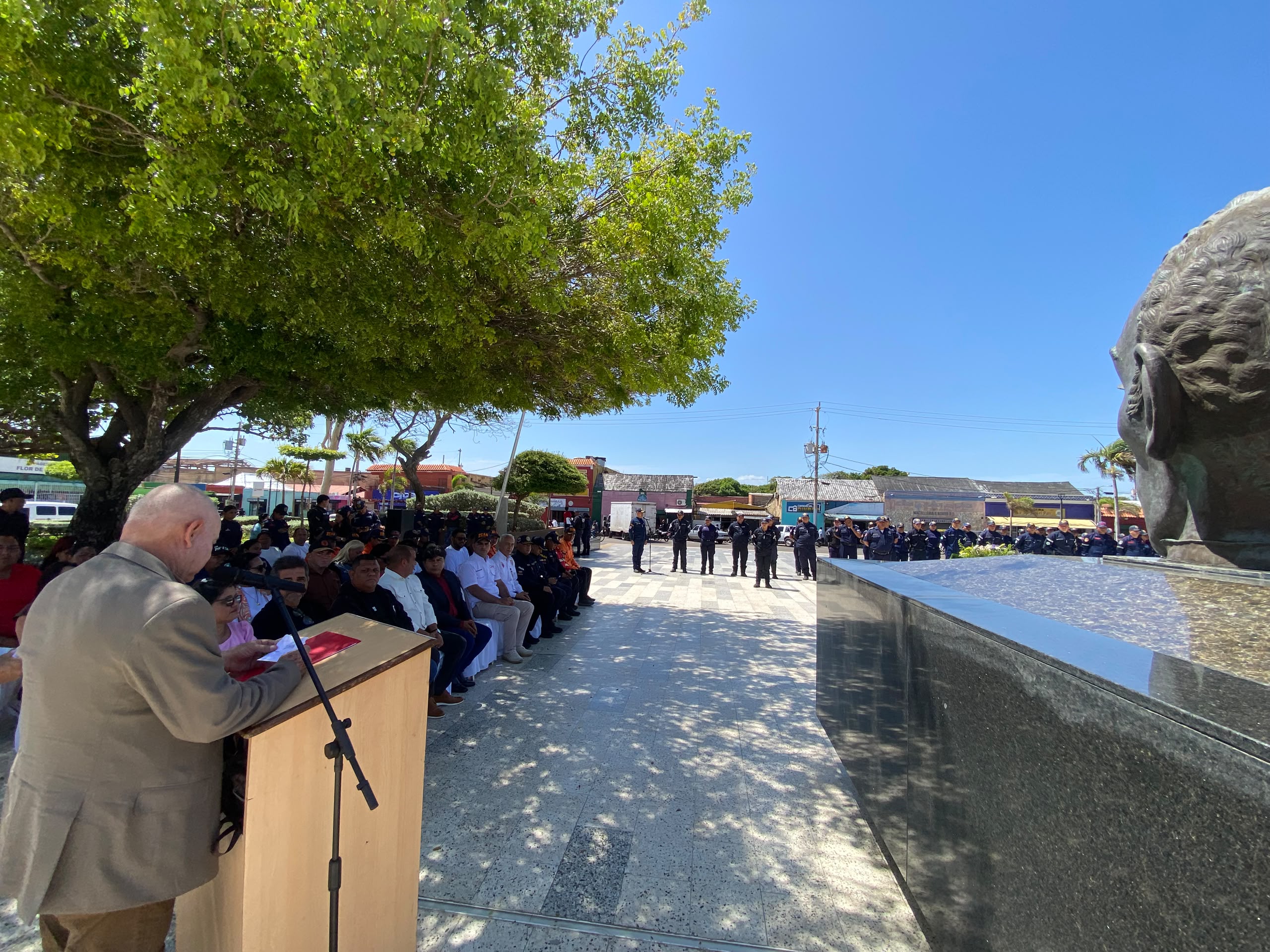 Mara conmemoró el natalicio de Simón Bolívar, la Batalla Naval del Lago de Maracaibo y Día de la Armada